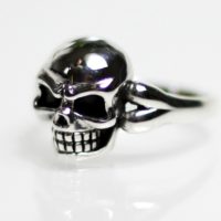 h047-ring-totenschadel-totenkopf-skull-biker-metal-silber-925-herren-schadel-rocker.jpg
